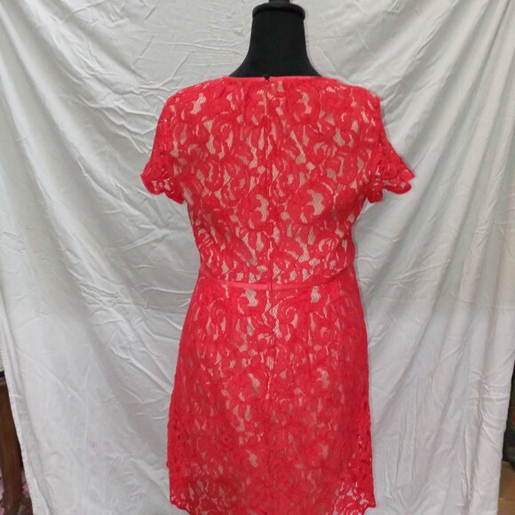 ️👗Red Lace Adrianna Papell Knee Length Dress Sz 14P Flutter Sleeves Fairycore - Picture 5 of 7